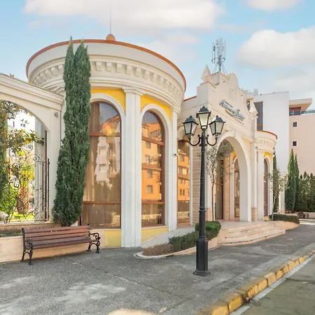 Harmony 5 - Monte Carlo B345 阳光海滩